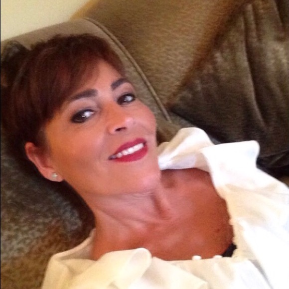 Meet your Posher, Maria - Picture 1 of 1